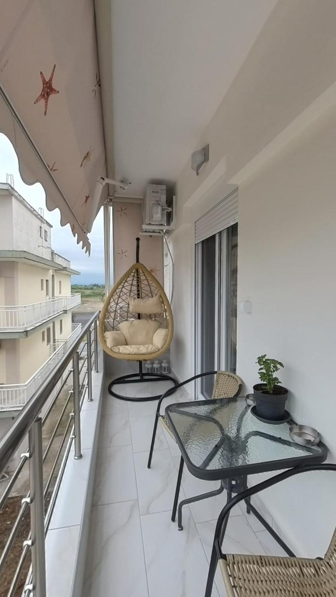 Cozy Sea View Apartment In Paralia Buitenkant foto